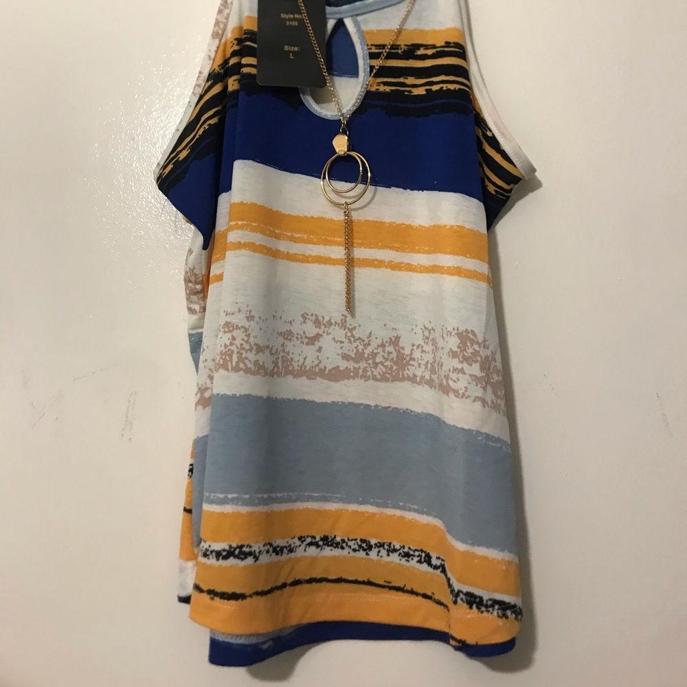 new top by Ashley blue size L with straps - Picture 2 of 9